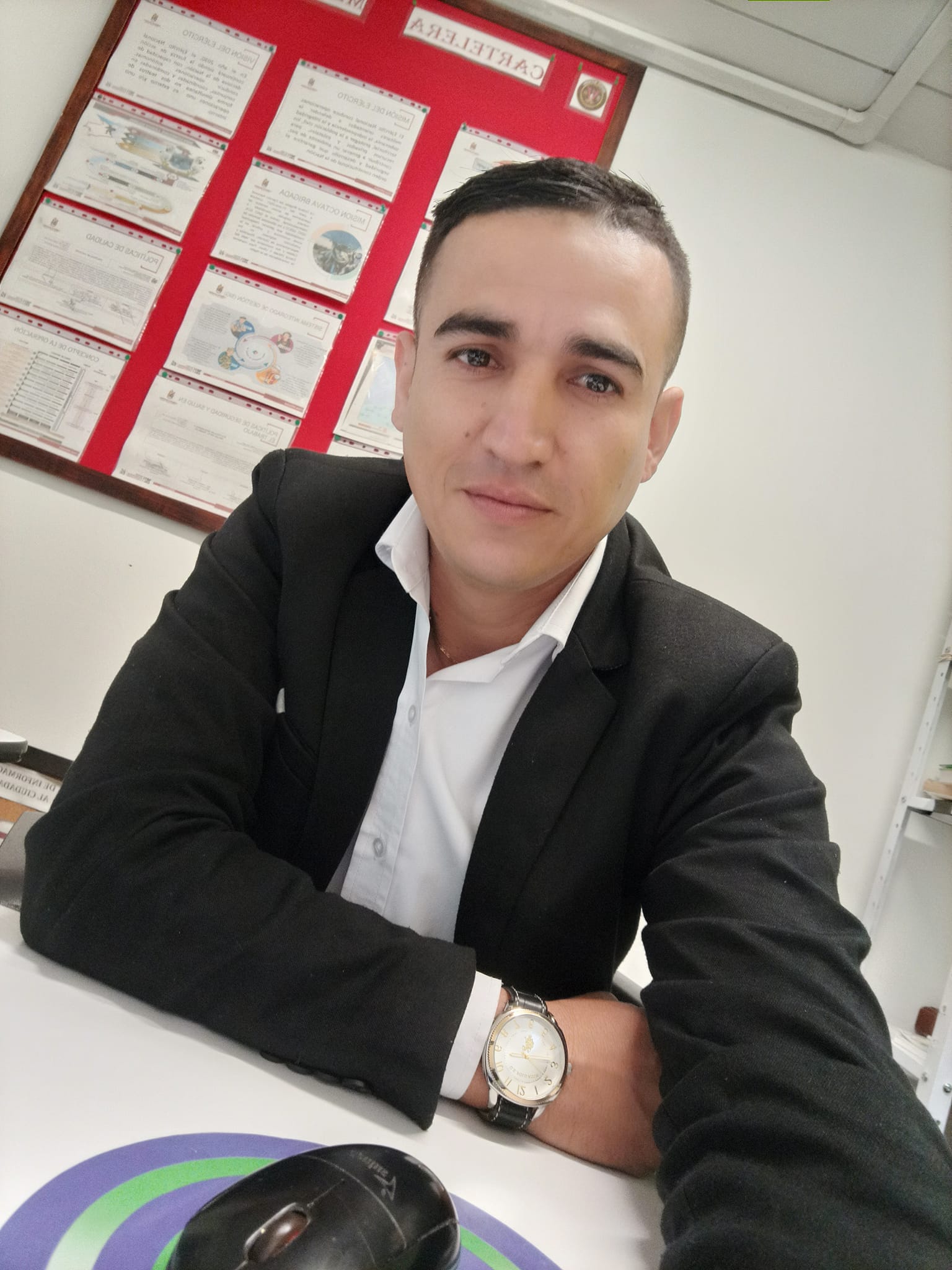 Profile image example